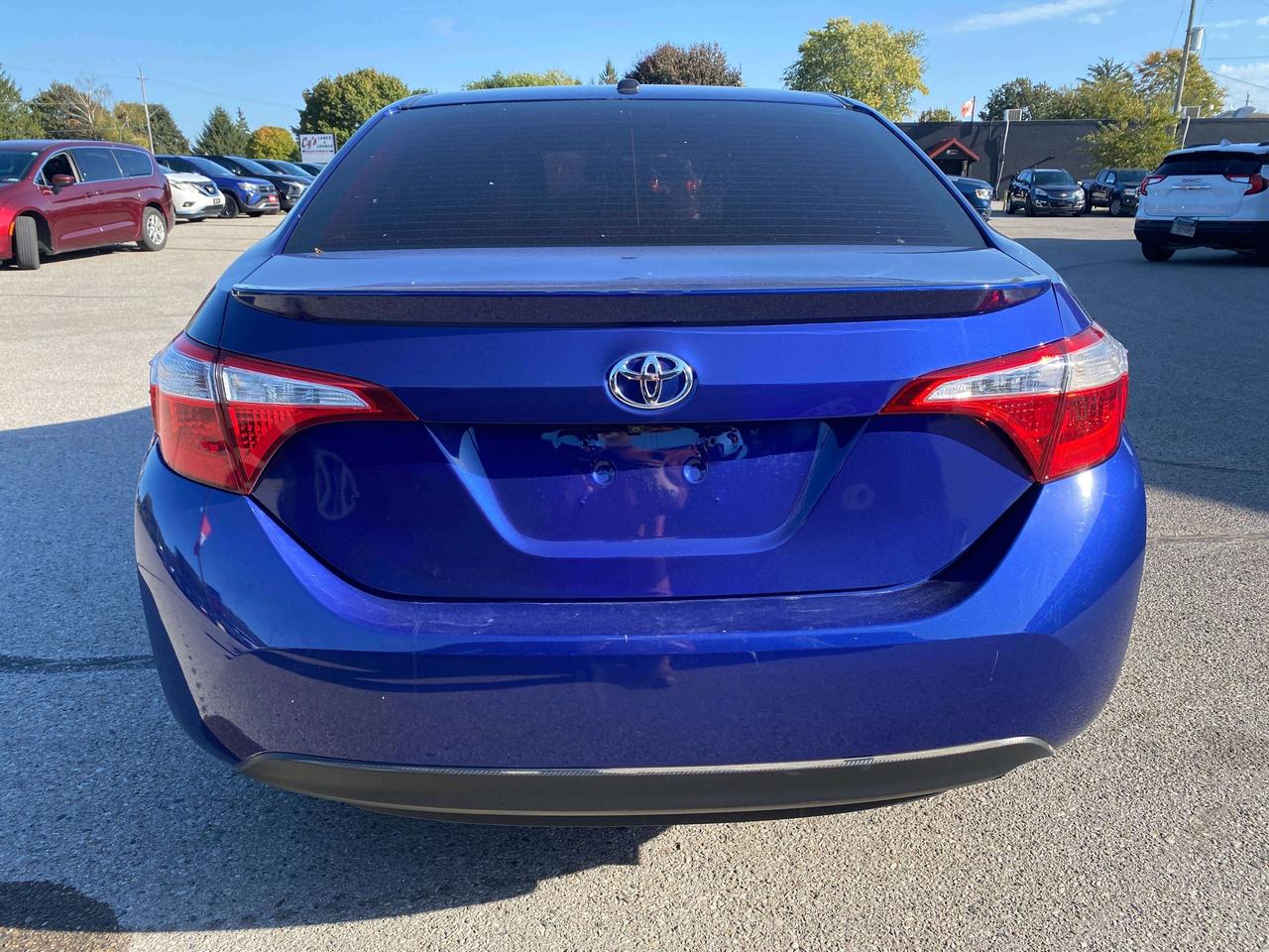 2016 Toyota Corolla S, AUTO, HEATED LEATHER, SUNROOF, BACK UP CAMERA! Photo