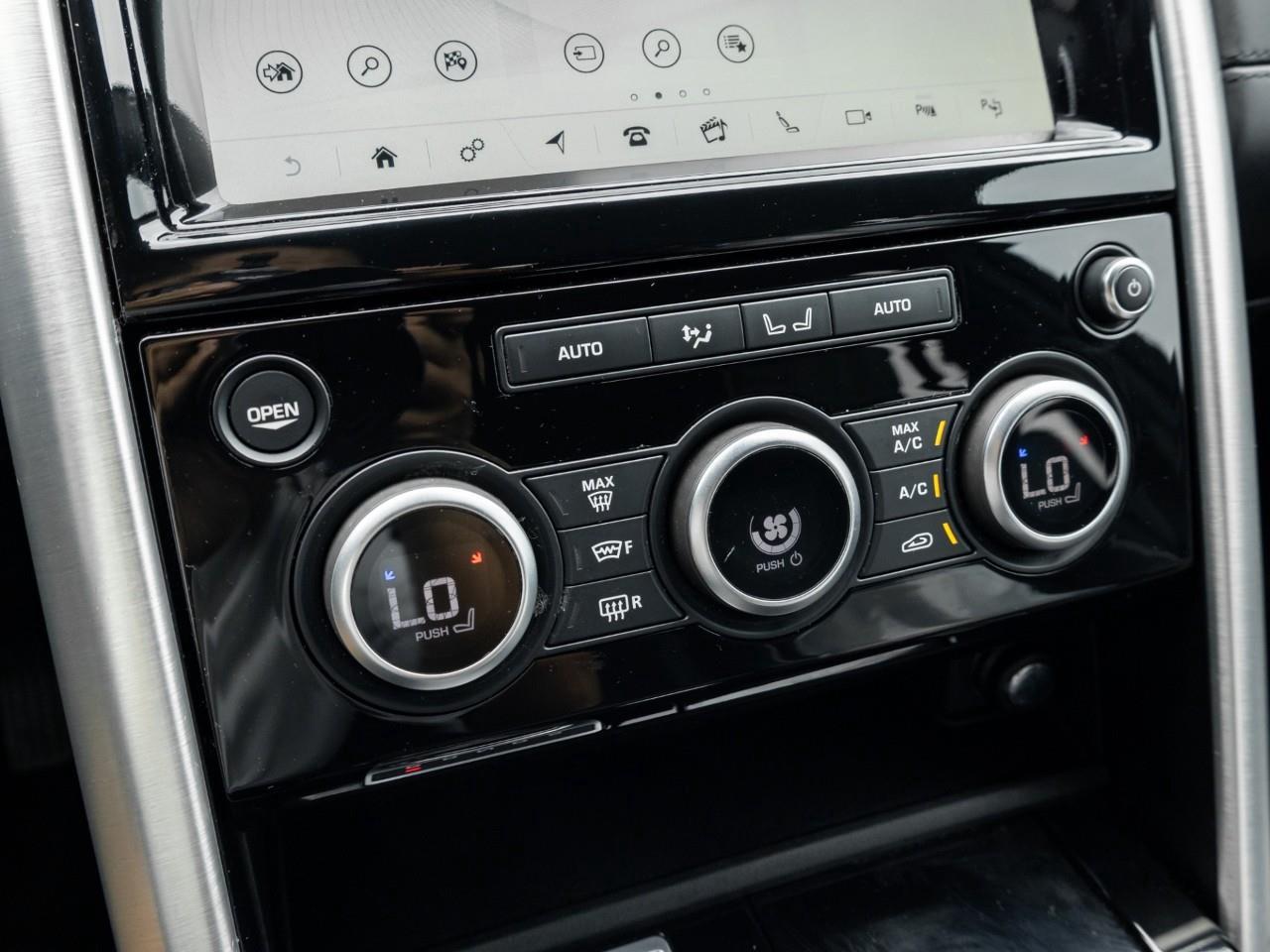 2019 Land Rover Discovery HSE LUXURY 4dr 4x4 Photo