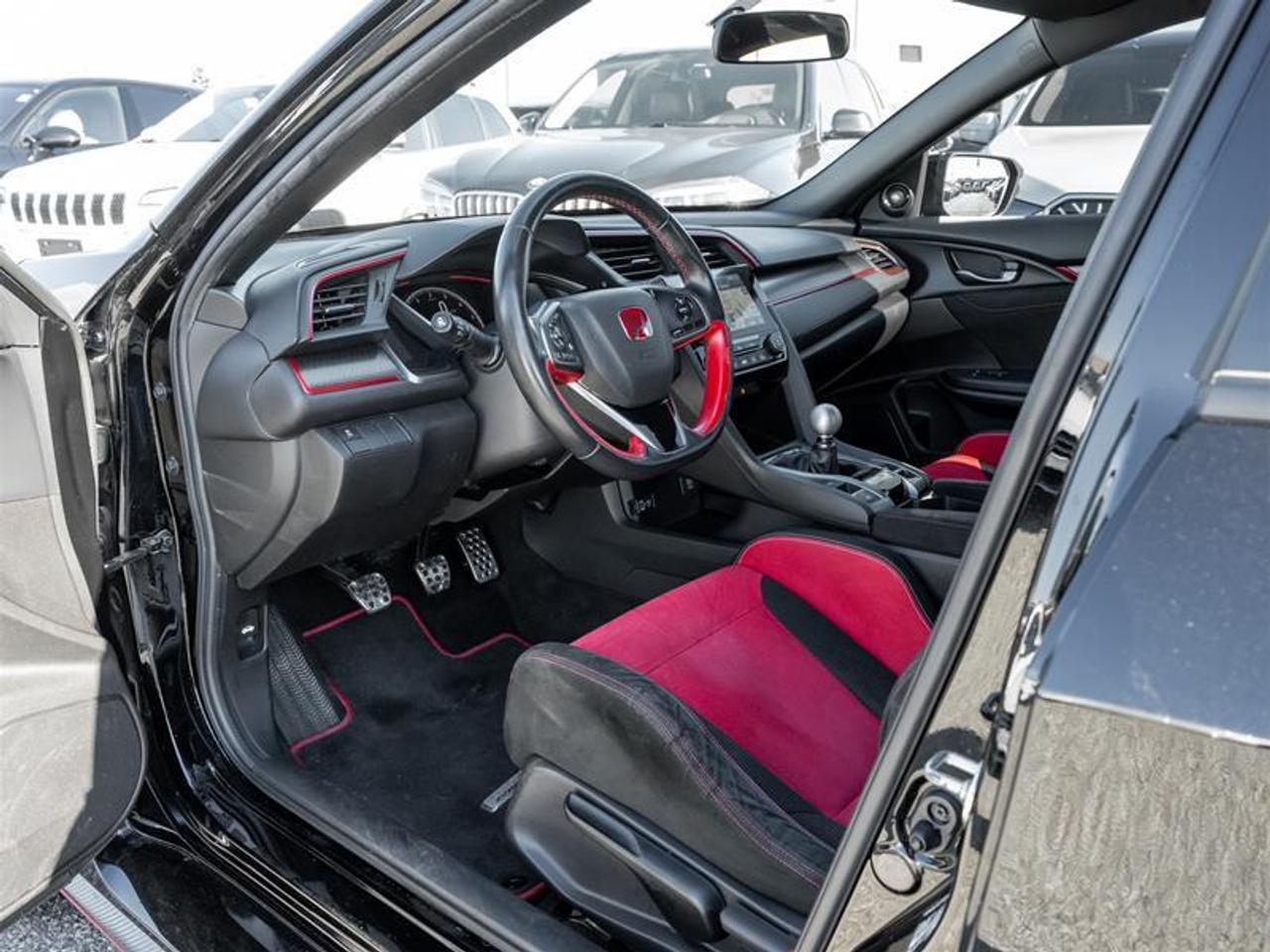 2019 Honda Civic Type R Base 4dr Hatchback Photo
