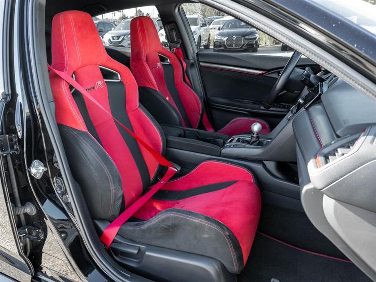 2019 Honda Civic Type R Base 4dr Hatchback Photo