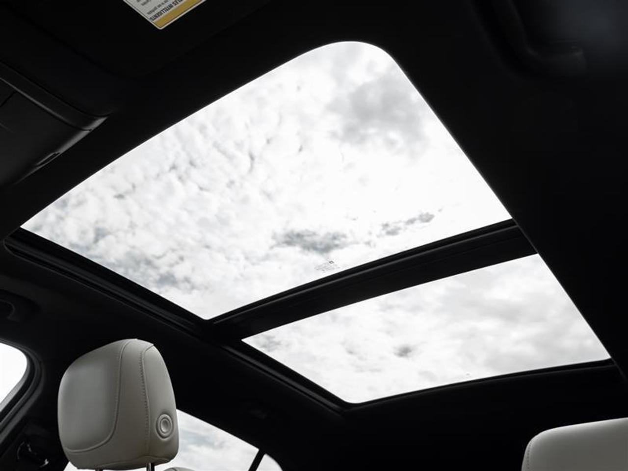 2024 Cadillac XT4 Premium Luxury 4dr All-Wheel Drive Photo