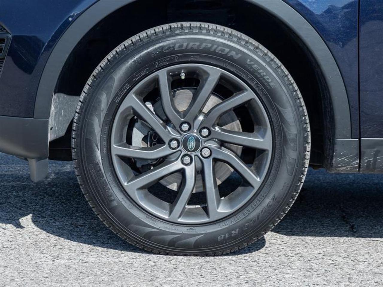 2019 Land Rover Discovery Sport SE 4dr All-Wheel Drive Photo