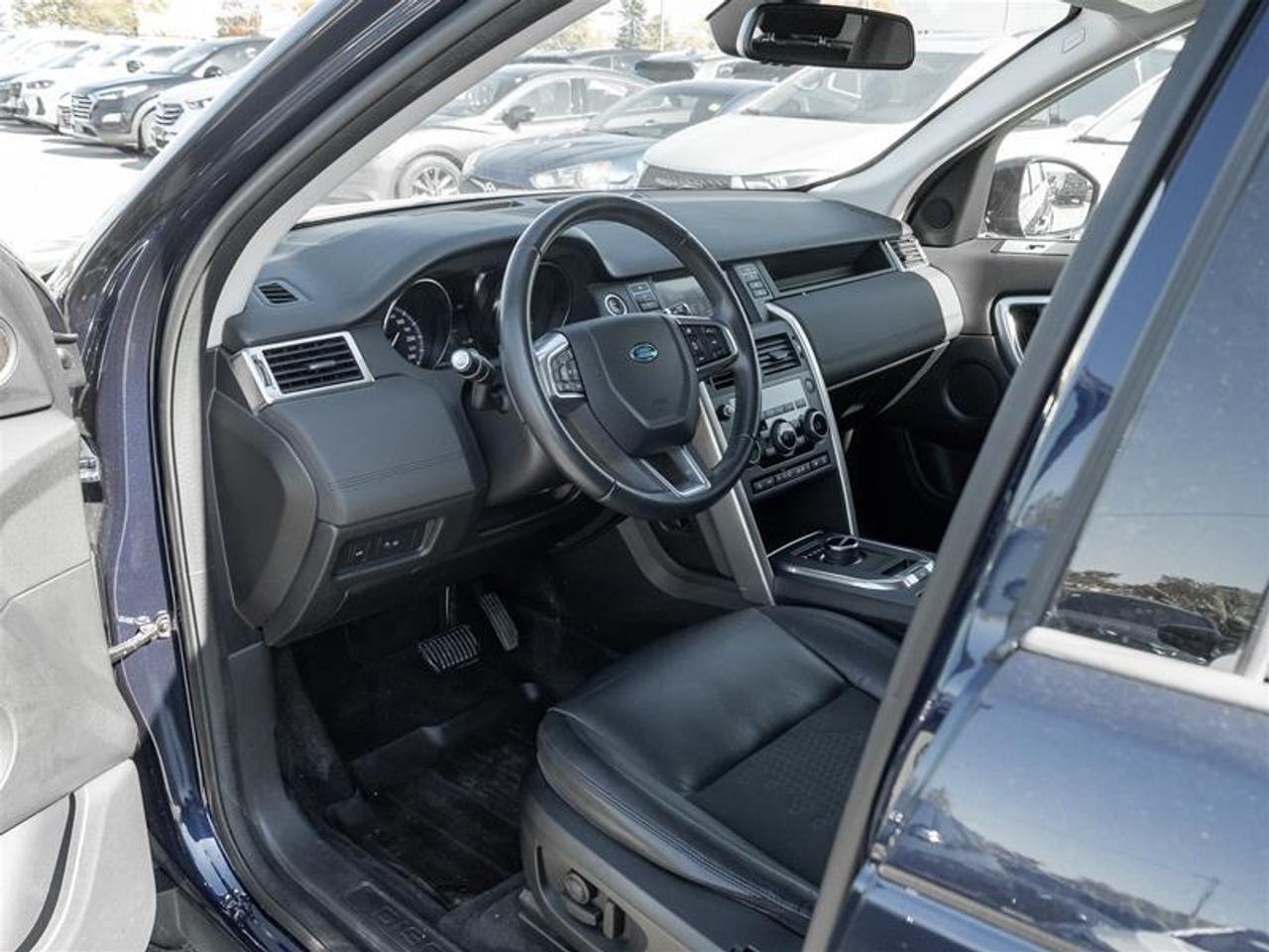 2019 Land Rover Discovery Sport SE 4dr All-Wheel Drive Photo