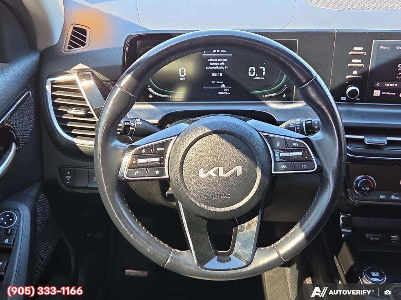 2024 Kia Seltos EX Apple CarPlay & Android Auto • Power Sunroof • Remote Start System • Heated Front Seats • Lane Assist Photo