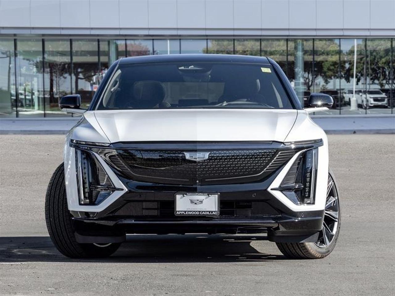2027 Cadillac LYRIQ Signature Sport 4dr Photo1