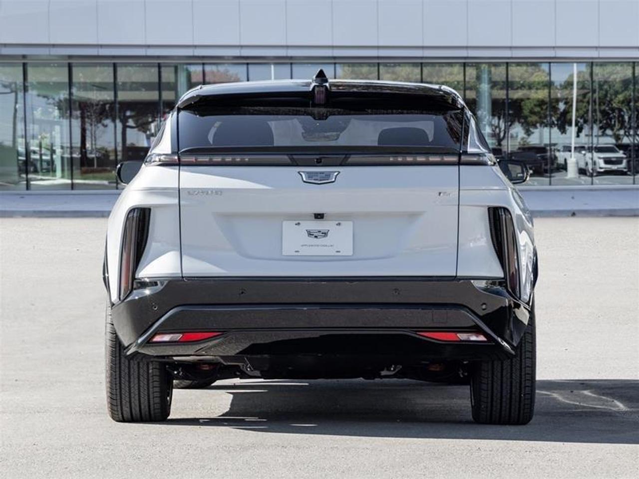 2027 Cadillac LYRIQ Signature Sport 4dr Photo
