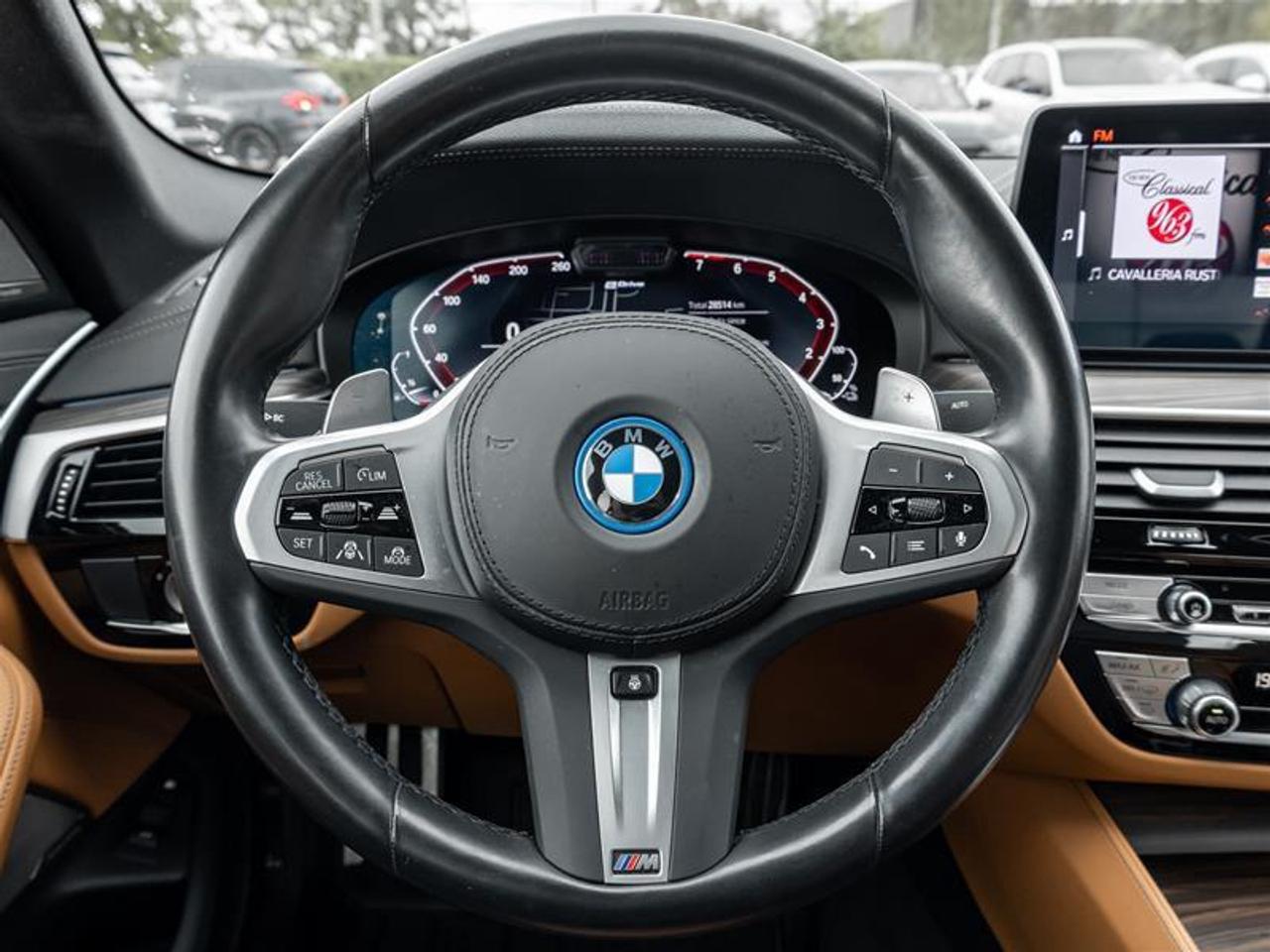 2023 BMW 530e xDrive 4dr All-Wheel Drive Sedan Photo