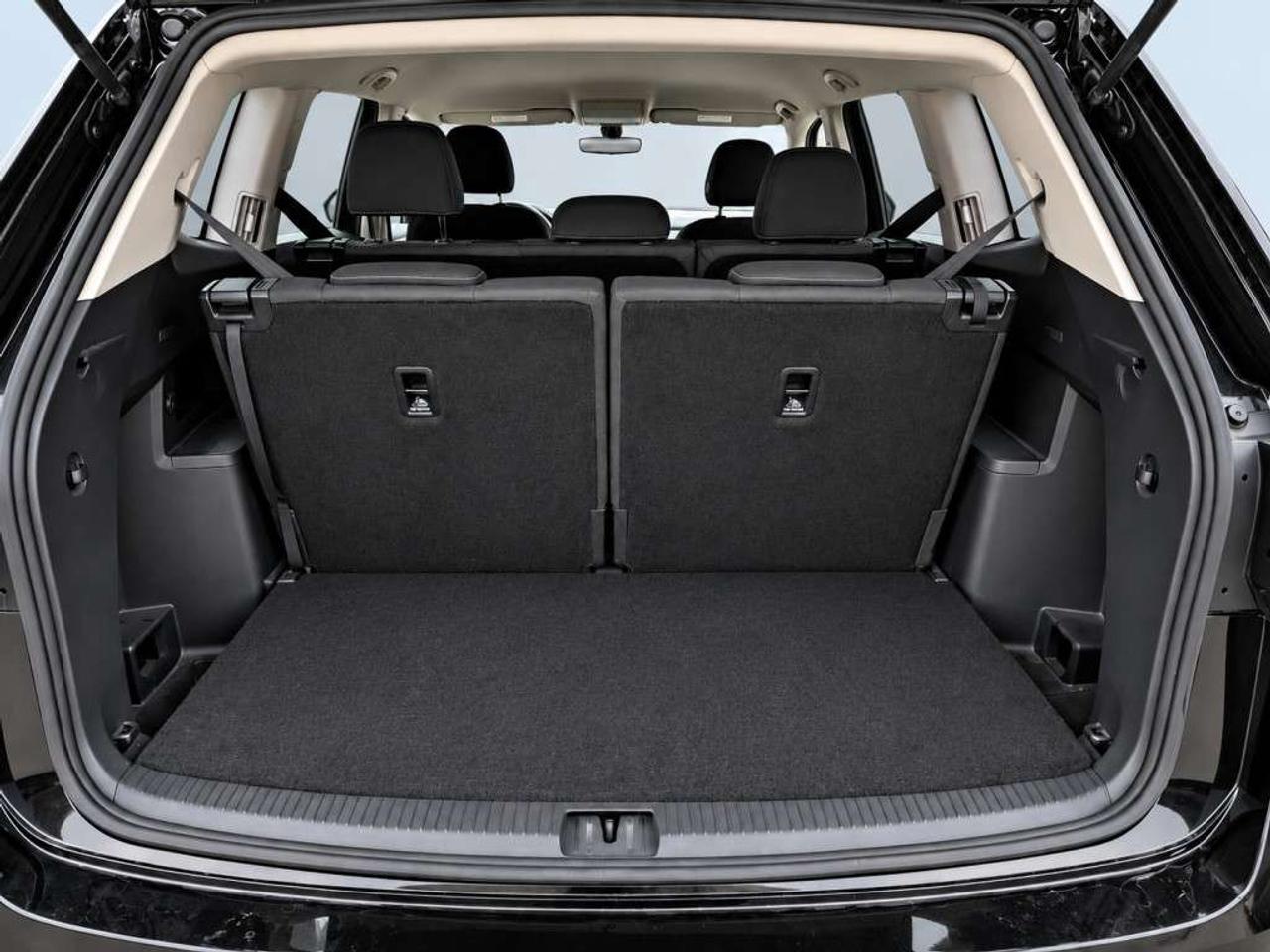 2022 Volkswagen Atlas 7 Passenger   AWD   Heated Seats   Back-up Camera   4MOTION Photo