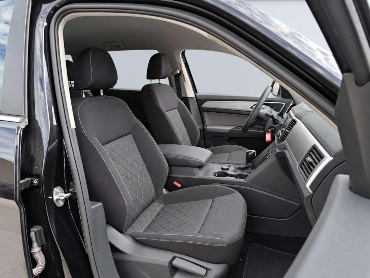 2022 Volkswagen Atlas 7 Passenger   AWD   Heated Seats   Back-up Camera   4MOTION Photo