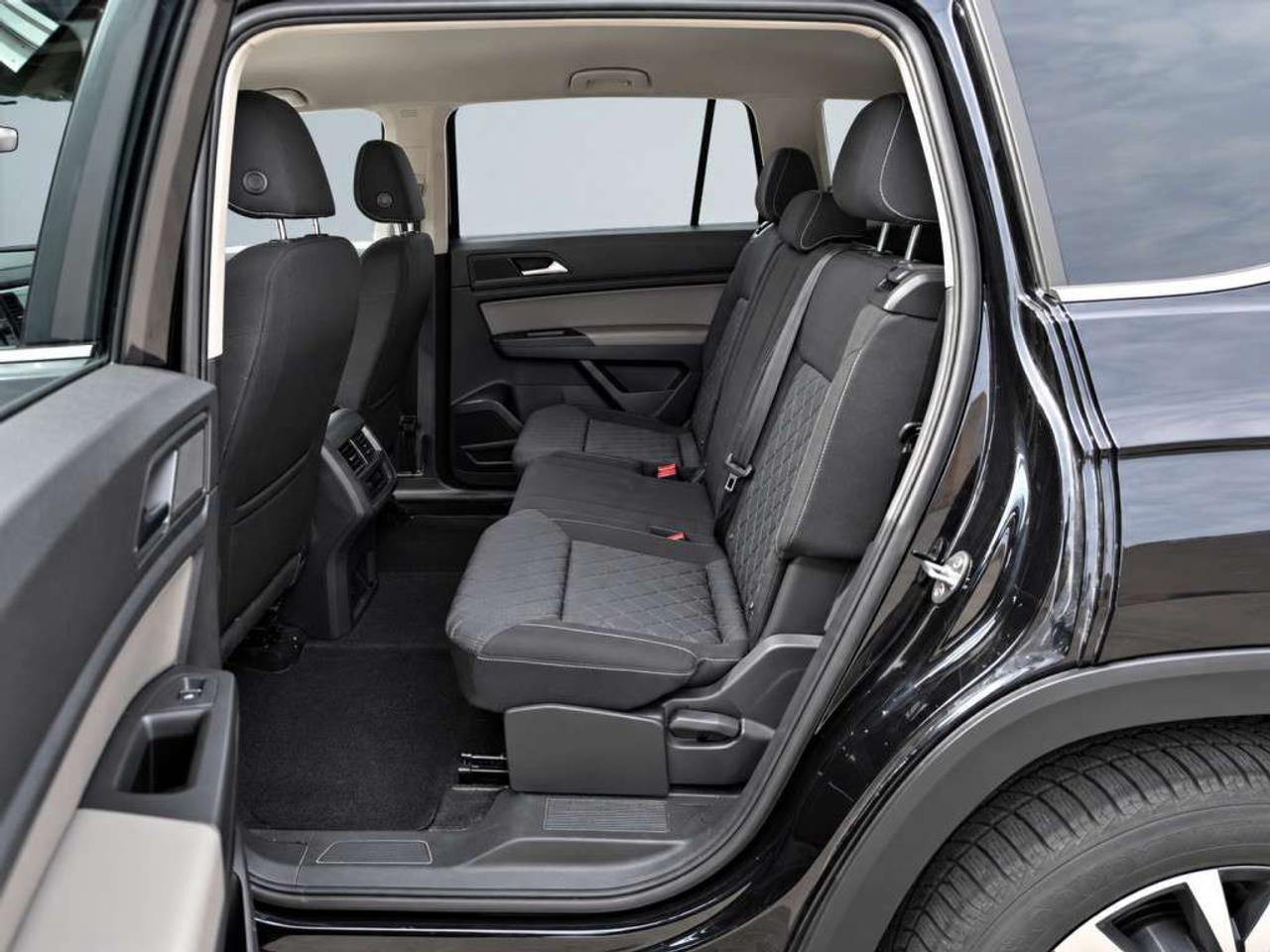 2022 Volkswagen Atlas 7 Passenger   AWD   Heated Seats   Back-up Camera   4MOTION Photo