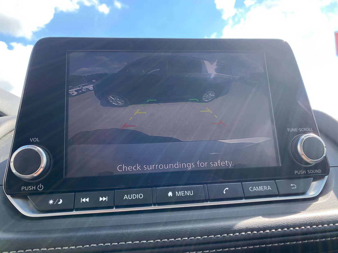2024 Nissan Rogue S, CLEAN CARFAX, REMOTE START, BACK UP CAMERA! Photo