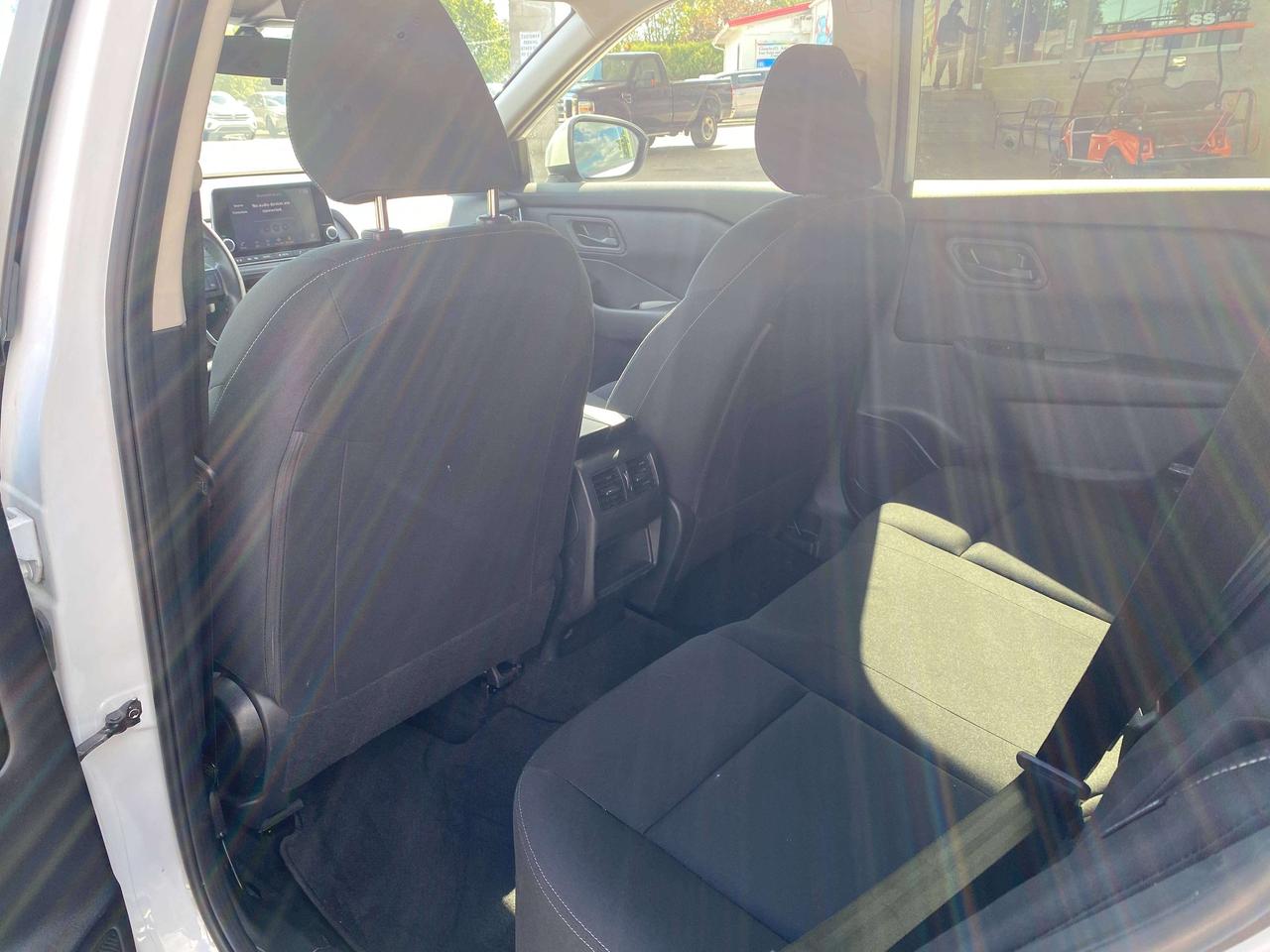 2024 Nissan Rogue S, CLEAN CARFAX, REMOTE START, BACK UP CAMERA! Photo