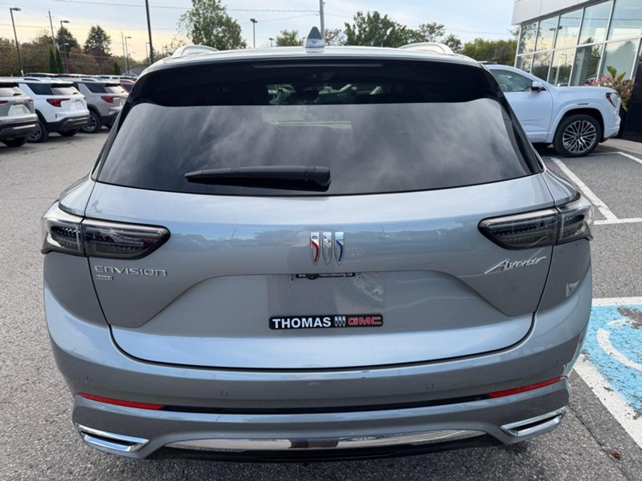 2025 Buick Envision AWD 4dr Avenir Photo