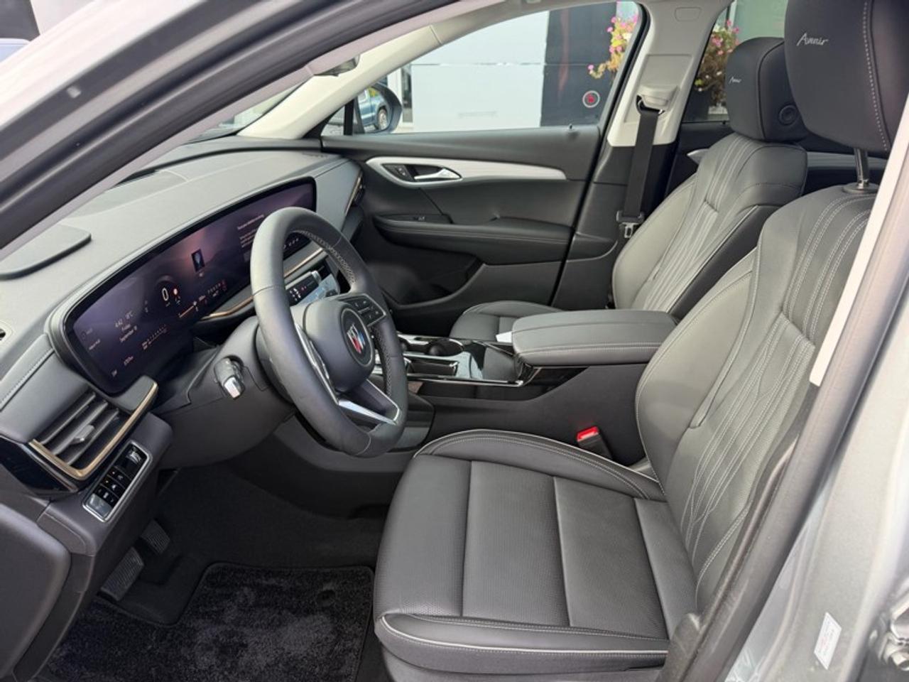 2025 Buick Envision AWD 4dr Avenir Photo
