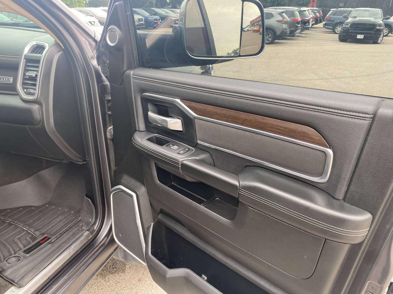 2022 RAM 2500 LARAMIE, CLEAN CARFAX, REMOTE START, LEATHER! Photo