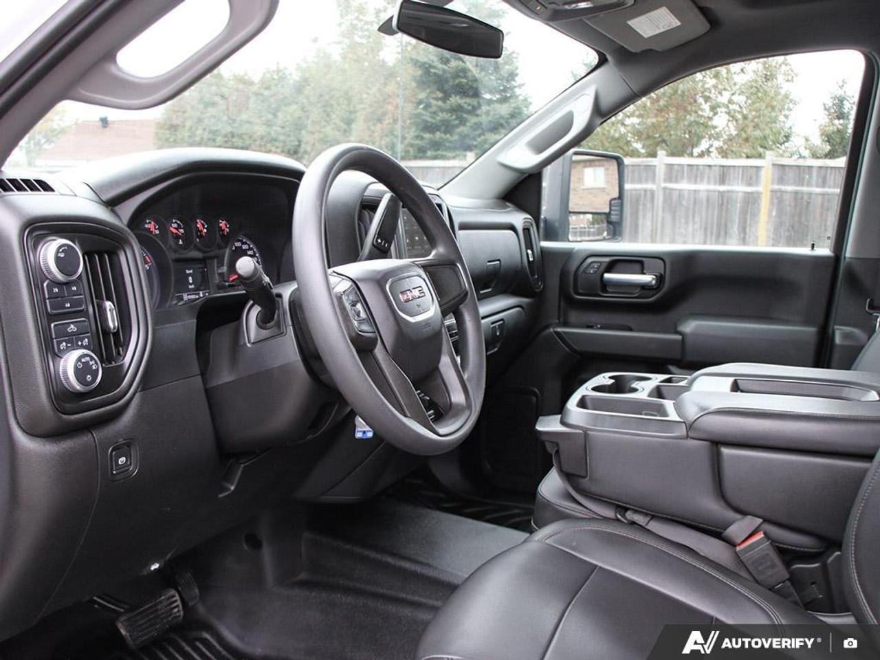 2020 GMC Sierra 3500HD 4WD Crew Cab Long Box Photo