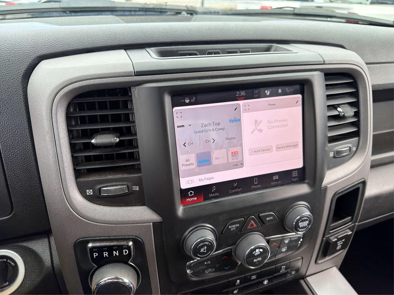 2023 RAM 1500 EXPRESS/NIGHT ED/HEMI/4WD/WE FINANCE ALL CREDIT! Photo
