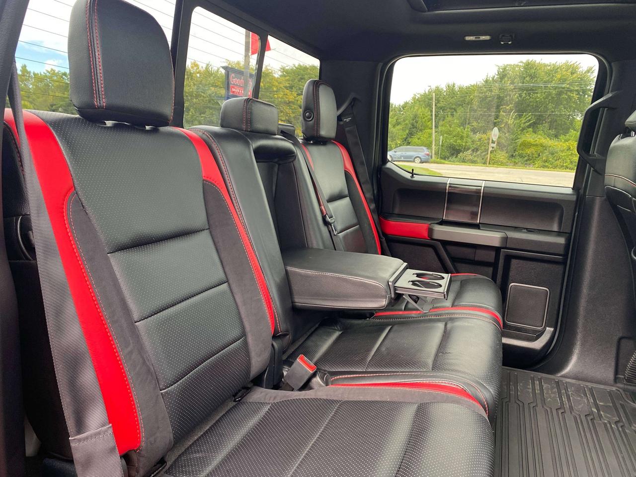 2018 Ford F-150 RAPTOR! CLEAN CARFAX, SUNROOF, REMOTE START! Photo
