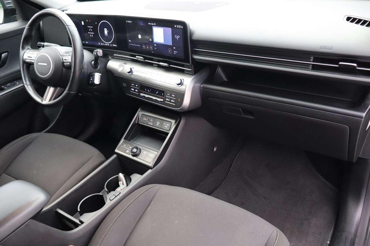 2025 Hyundai KONA Preferred w/Trend Package   No Accident   One Owner Photo