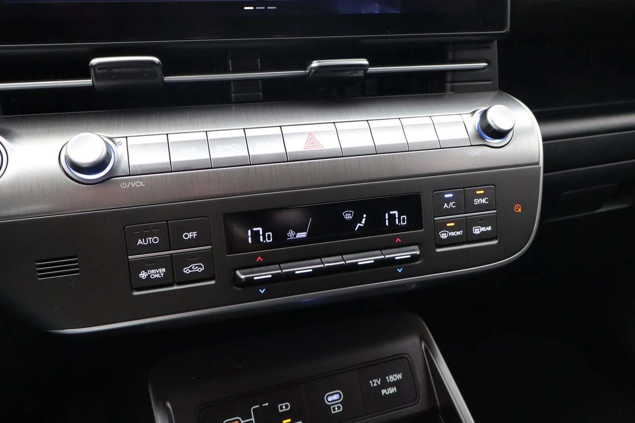 2025 Hyundai KONA Preferred w/Trend Package   No Accident   One Owner Photo