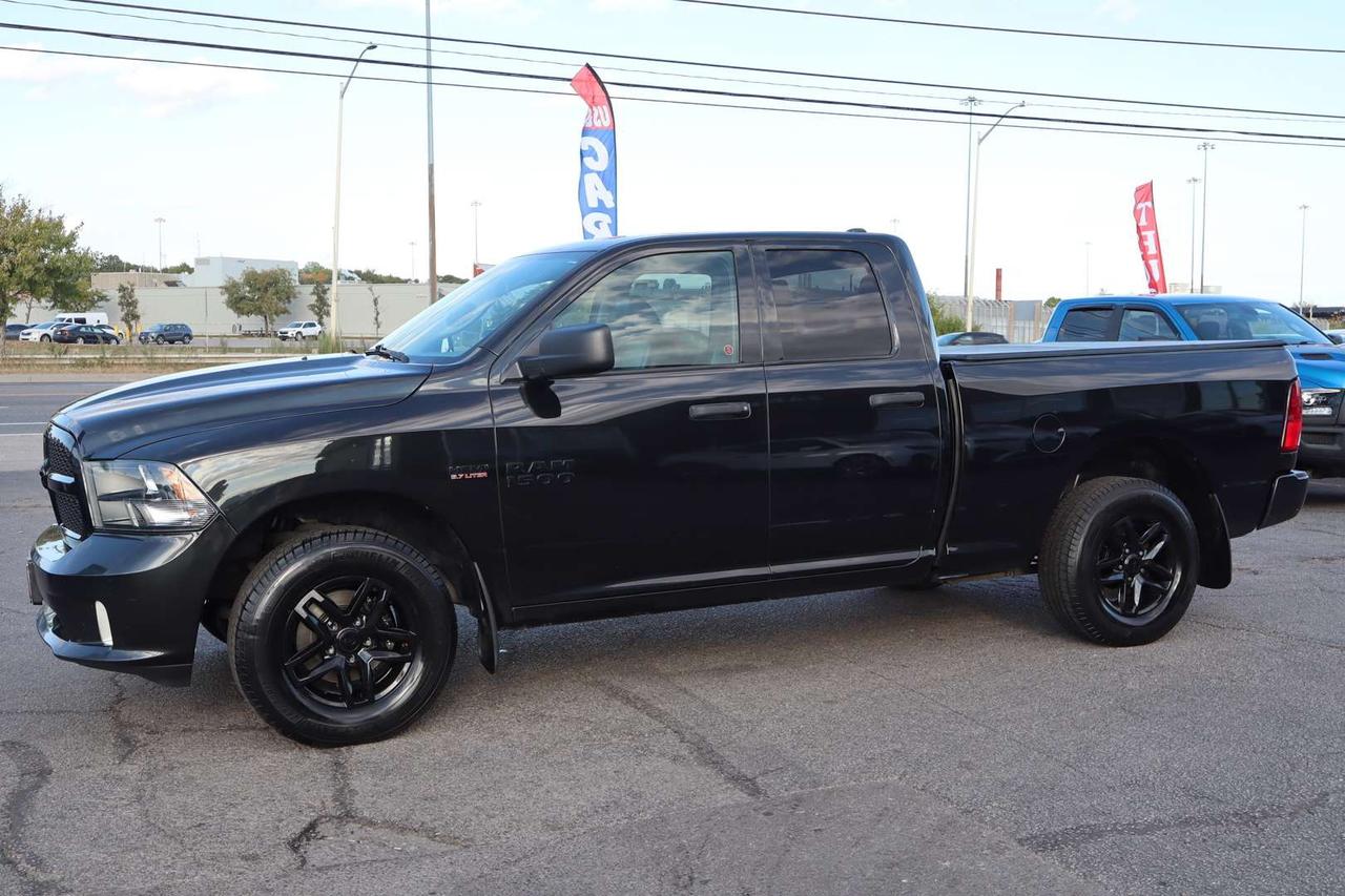 2017 RAM 1500 Tradesman Quad Cab 4WD   Hemi 5.7L Photo