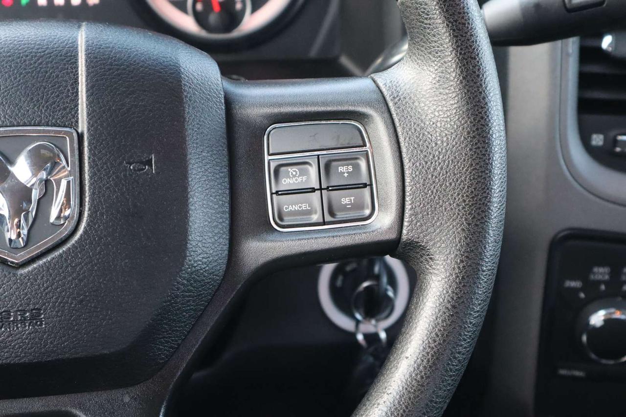 2017 RAM 1500 Tradesman Quad Cab 4WD   Hemi 5.7L Photo