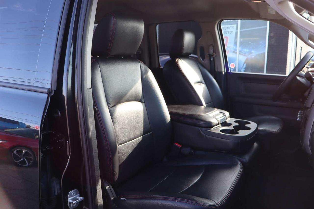2017 RAM 1500 Tradesman Quad Cab 4WD   Hemi 5.7L Photo