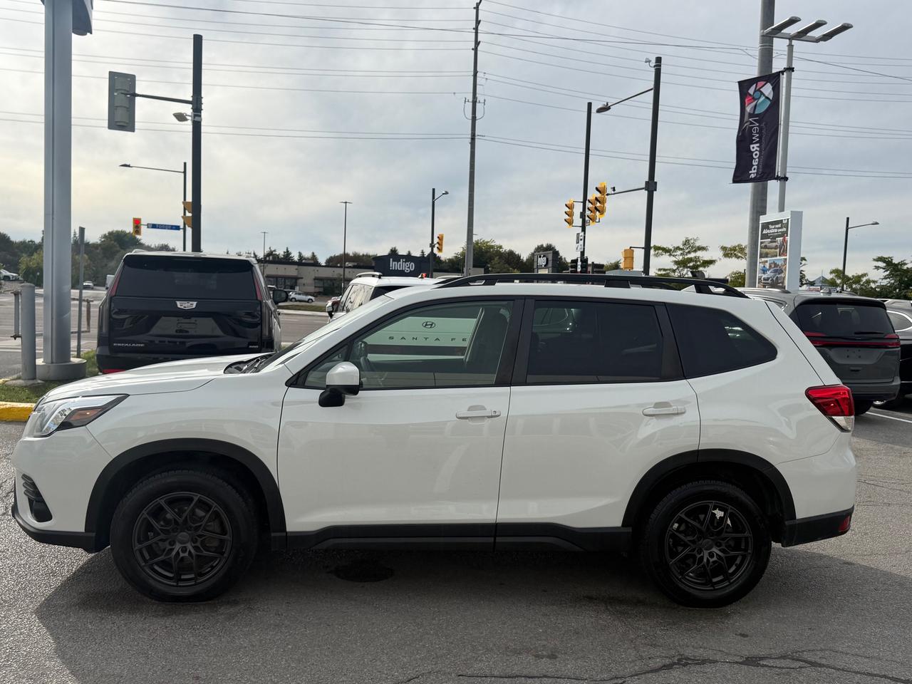 2023 Subaru Forester Base 4dr All-Wheel Drive Photo3