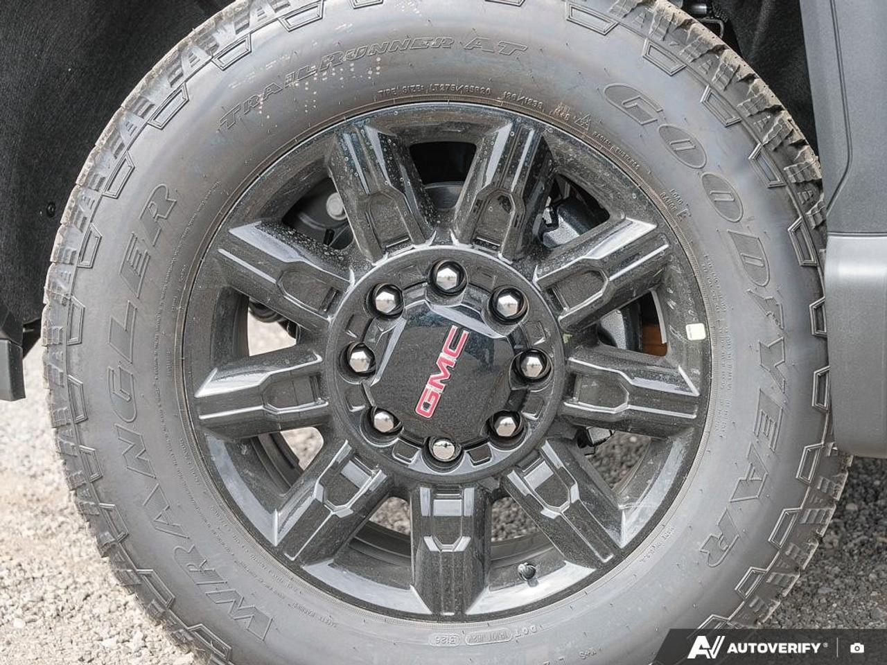 2026 GMC SIERRA 2500HD Crew Cab Standard Box 4-Wheel Drive AT4 Photo