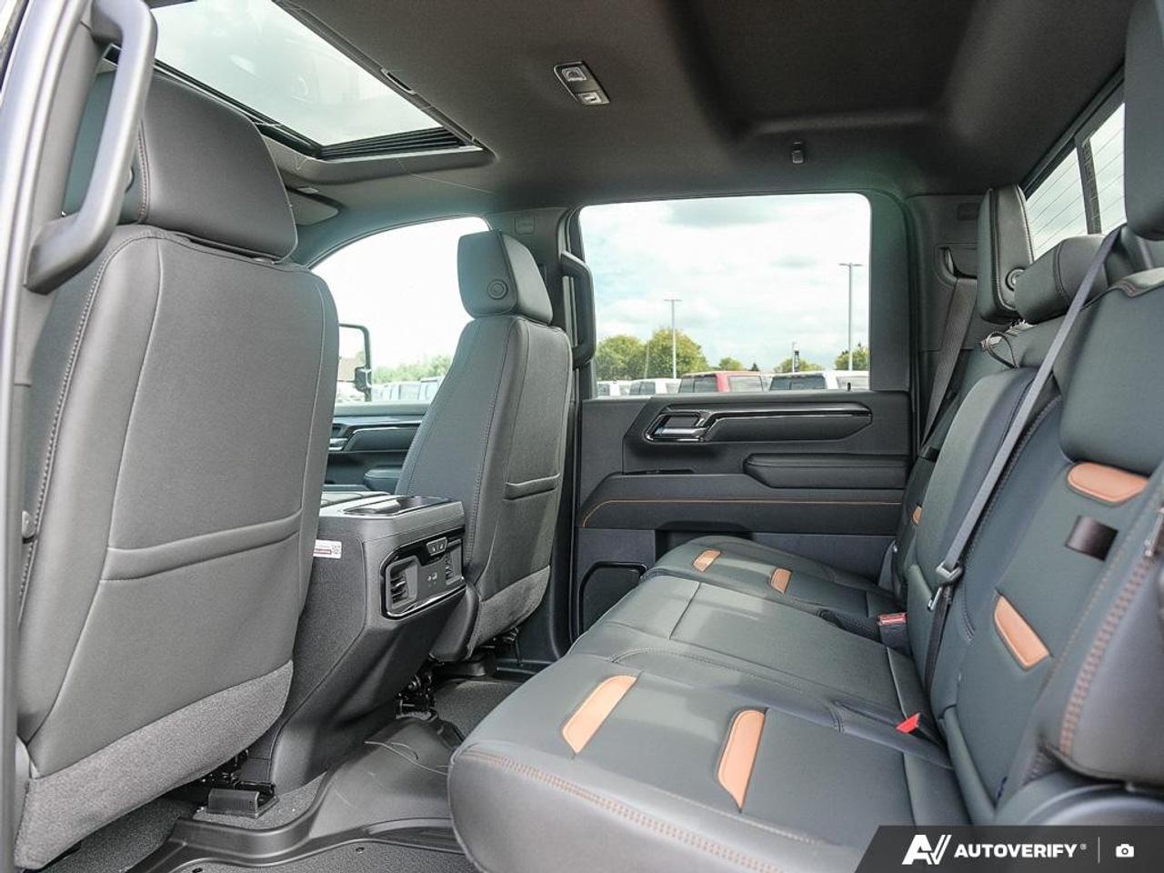 2026 GMC SIERRA 2500HD Crew Cab Standard Box 4-Wheel Drive AT4 Photo