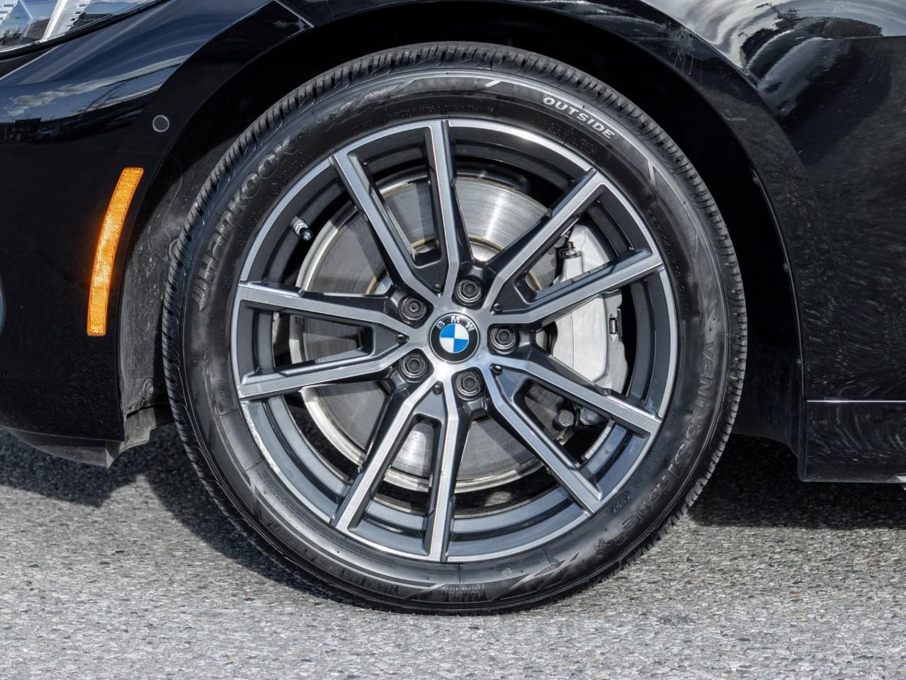 2026 BMW 430 i xDrive 2dr All-Wheel Drive Coupe Photo3