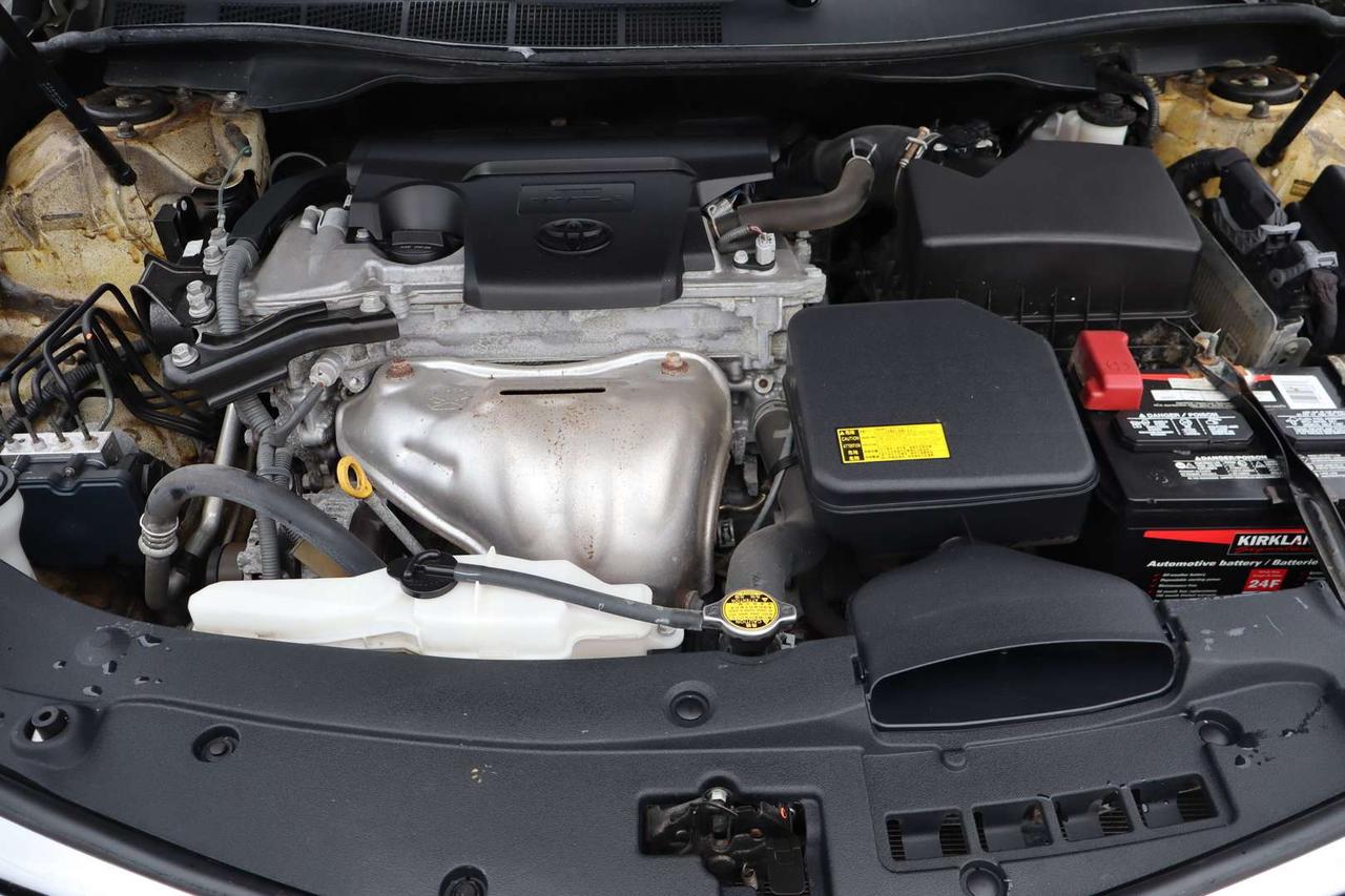 2012 Toyota Camry LE   Safety Certification Included Photo