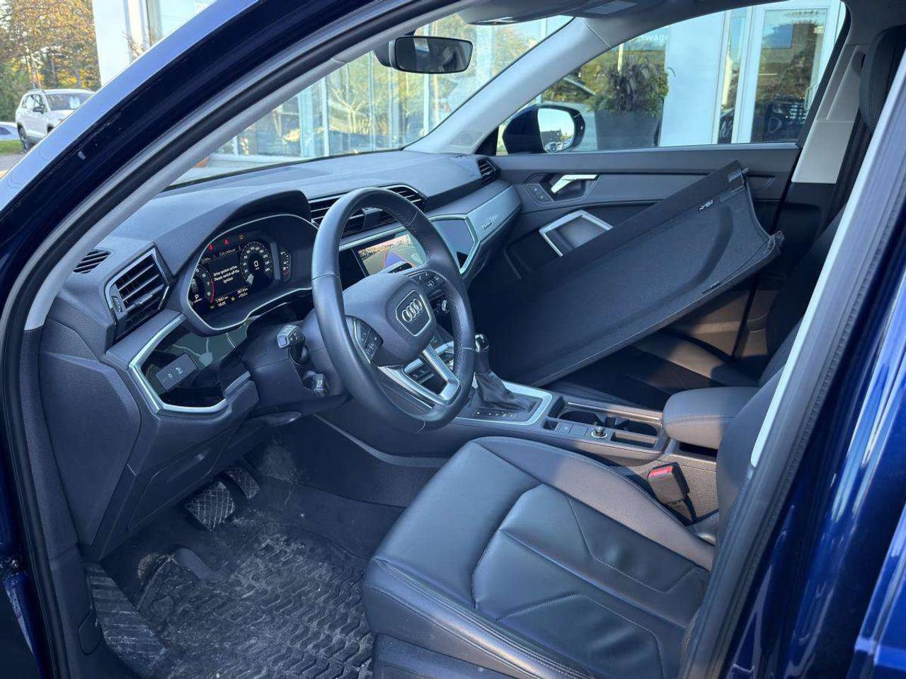 2024 Audi Q3 Komfort 45 TFSI quattro Photo