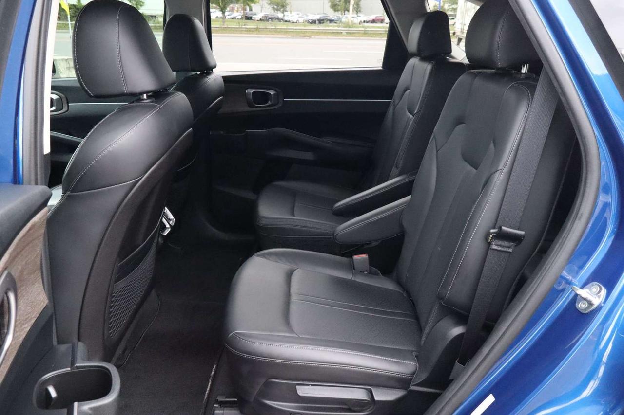 2021 Kia Sorento EX AWD No Accident 6 Passenger No Accident $70/Weekly Photo