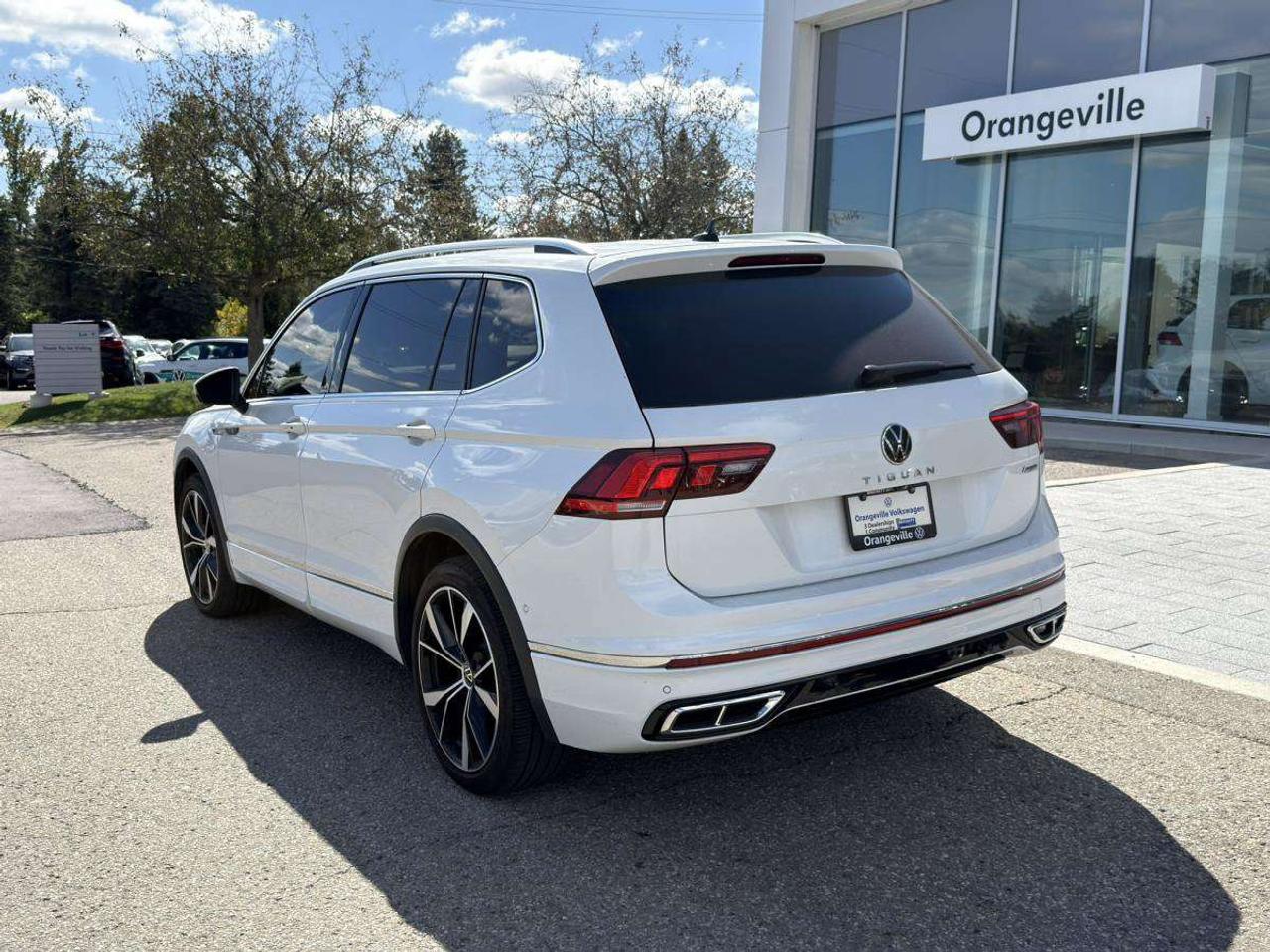 2024 Volkswagen Tiguan HIGHLINE R-LINE 4MOTION Photo3