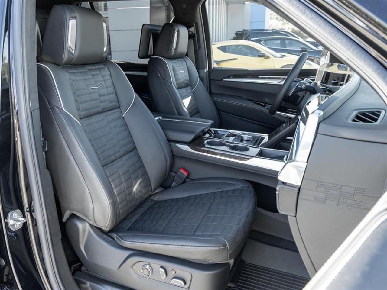 2026 Cadillac Escalade ESV Platinum Sport 4dr 4x4 Photo