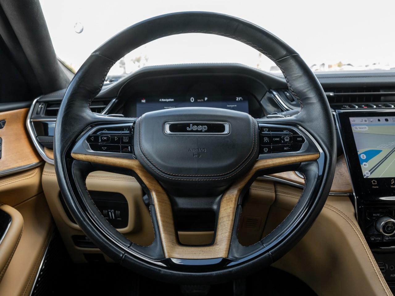 2023 Jeep Grand Cherokee L Summit 4dr 4x4 Photo