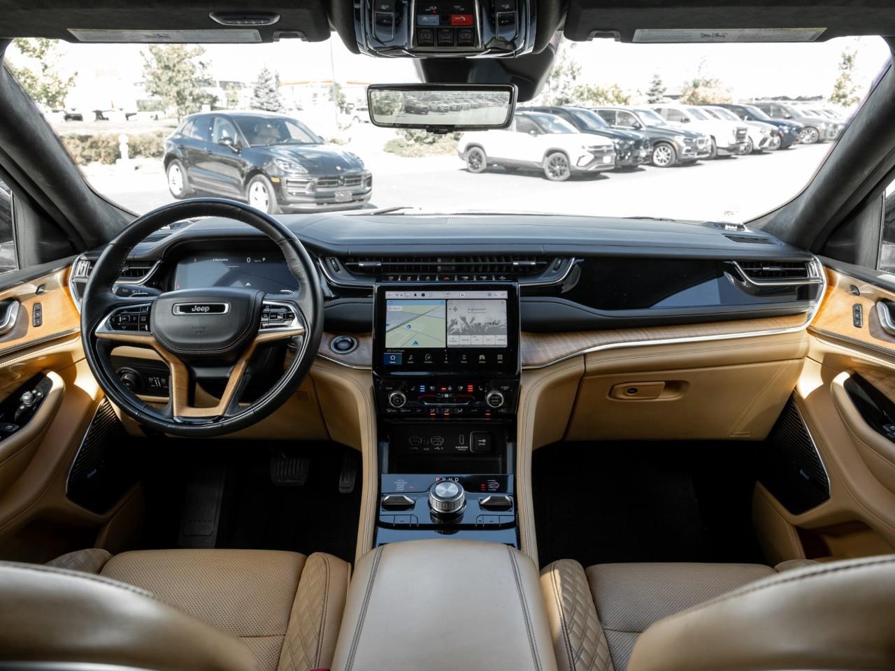 2023 Jeep Grand Cherokee L Summit 4dr 4x4 Photo