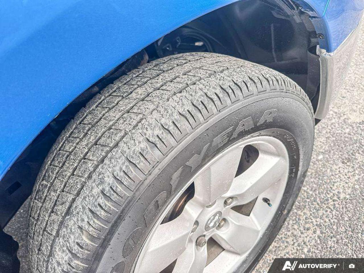 2022 RAM 1500 BEDLINER. TONNEAU COVER. RUNNING BOARDS. ALL WEATHER MATS. Photo