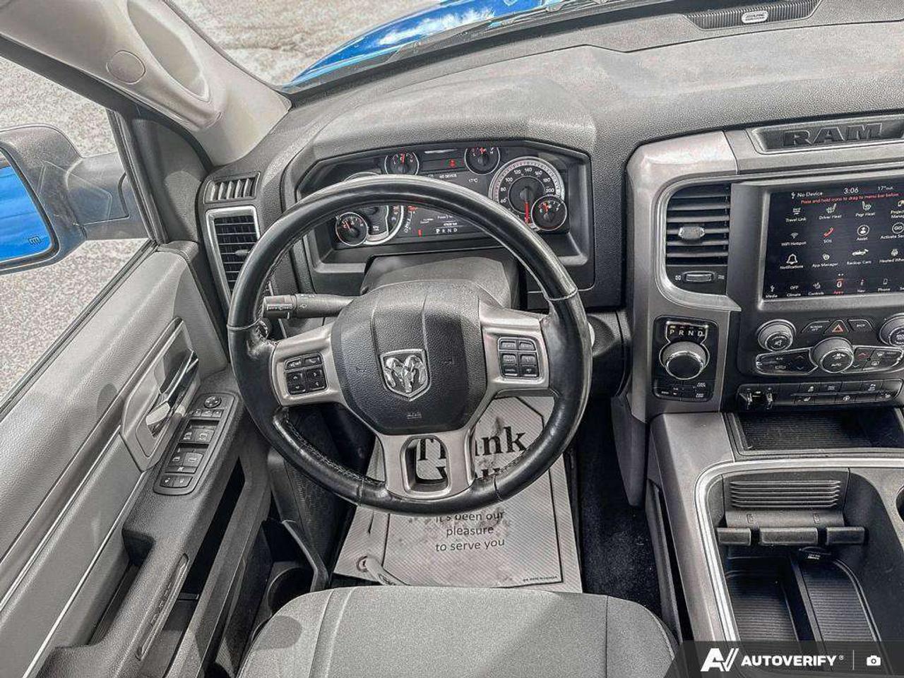 2022 RAM 1500 BEDLINER. TONNEAU COVER. RUNNING BOARDS. ALL WEATHER MATS. Photo