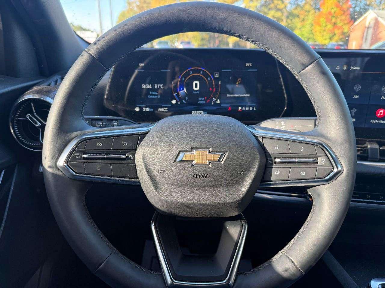 2025 Chevrolet Equinox BRAY ORIGINAL. ALL WEATHER MATS. HEATED POWER MIRRORS. HEATED FRONT SEATS. REMOTE START. Photo