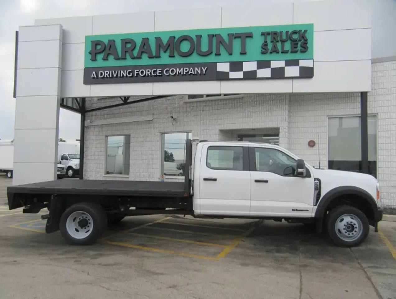 2024 Ford F-550 CREW CAB 4X4 DIESEL 12FT FLAT DECK GOOSENECK BALL Photo