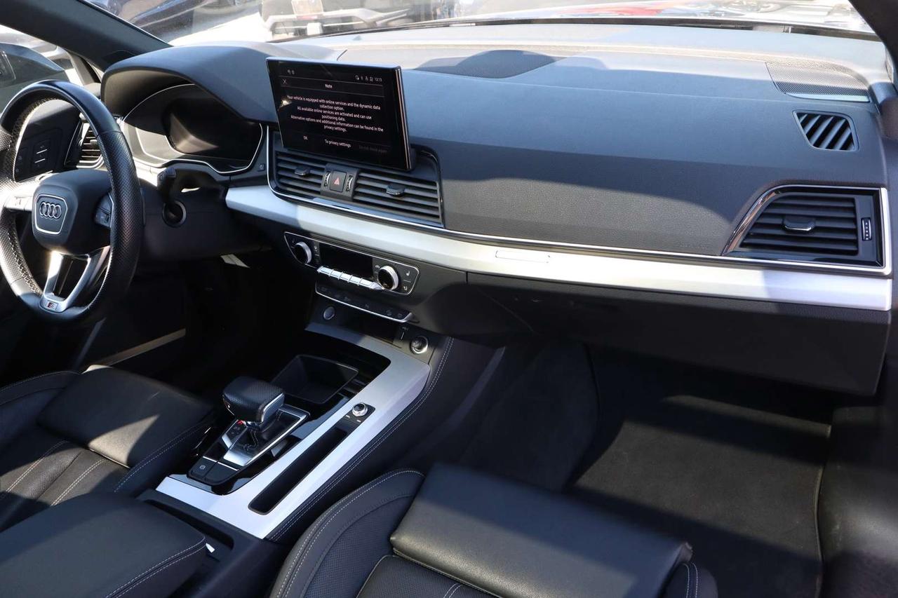 2023 Audi Q5 Technik   55 TFSI e   Plug-In Hybrid   Clean Carfax   Rare Spec Photo