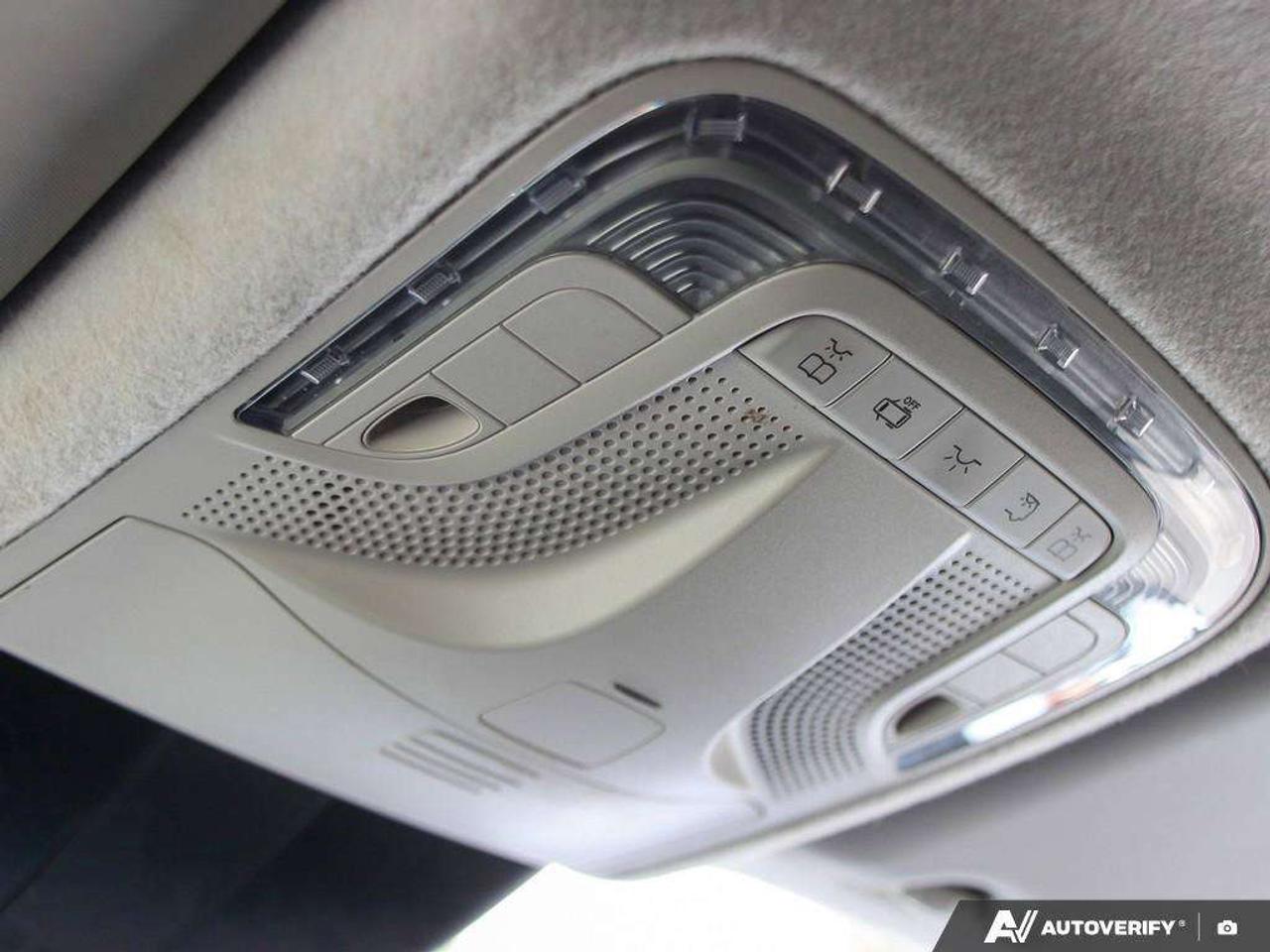 2019 Mercedes-Benz Metris Cargo Van 126 WB - BASE CARGO, 2.0L 4-CYL, FWD, 126 WB, 2-OWNERS, AS-TRADED! Photo
