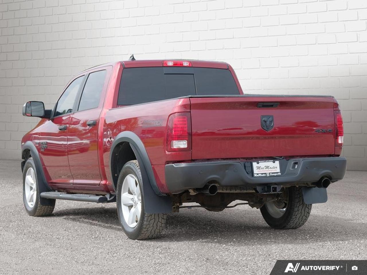 2021 RAM 1500 Classic WARLOCK 4X4 CREW CAB 5'7" BOX Photo2