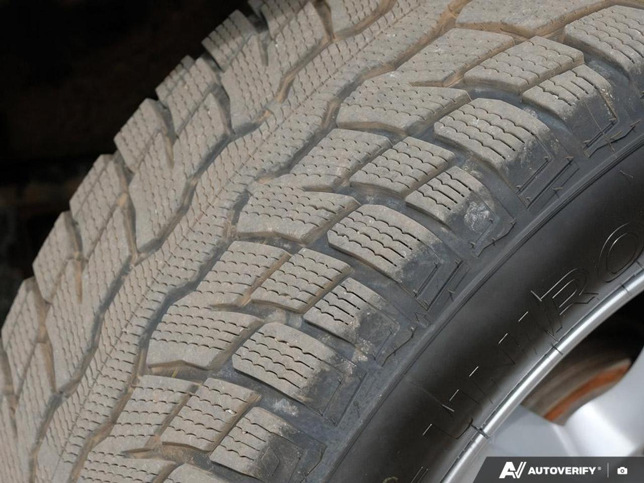 2021 RAM 1500 Classic WARLOCK 4X4 CREW CAB 5'7" BOX Photo