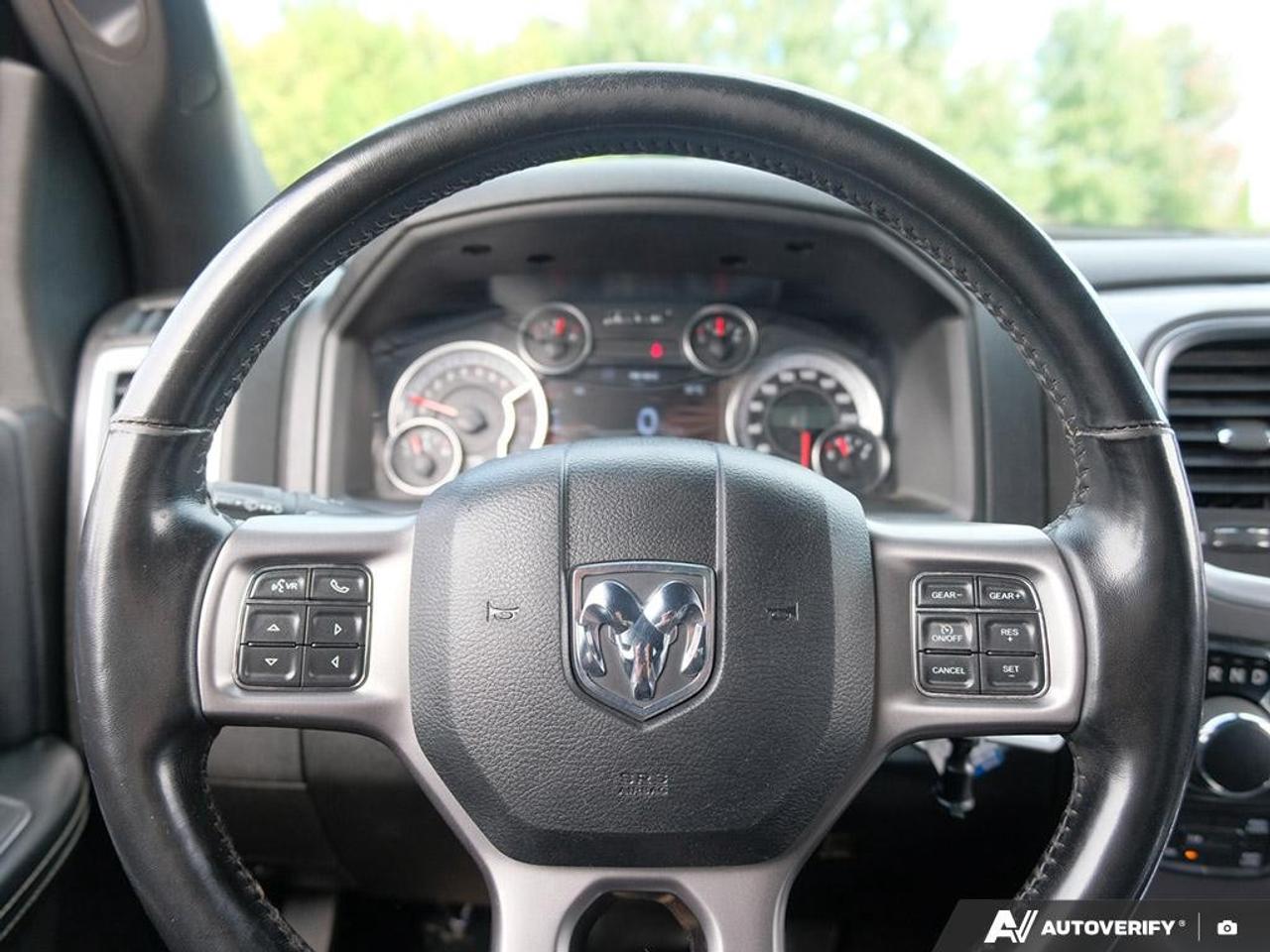2021 RAM 1500 Classic WARLOCK 4X4 CREW CAB 5'7" BOX Photo