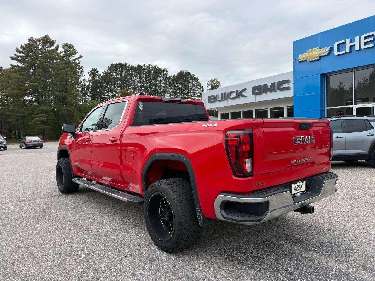 2022 GMC Sierra 1500 BRAY ORIGINAL. RUNNING BOARDS. BEDLINER. ALL WEATHER MATS. KODIAK EDITION. Photo