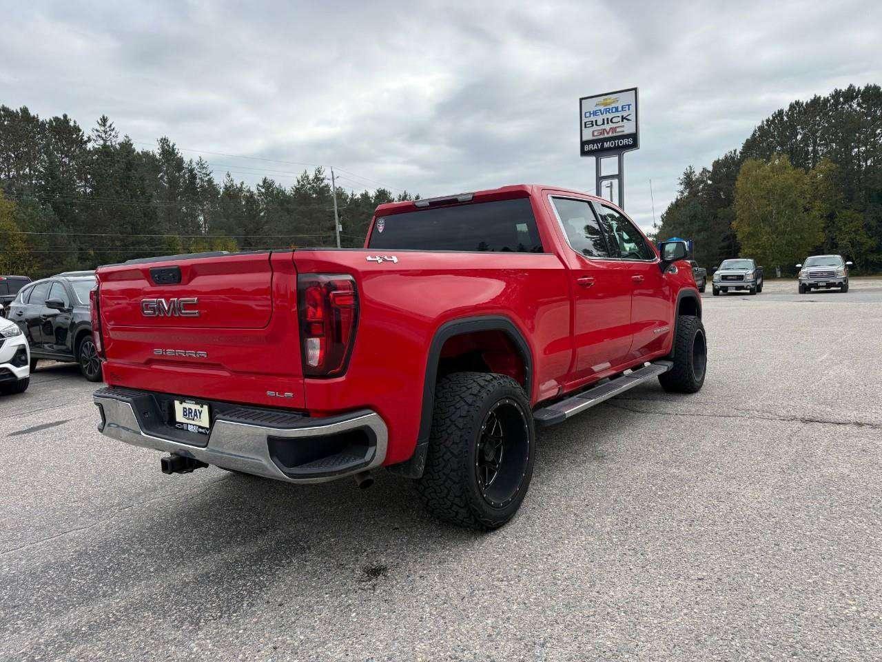2022 GMC Sierra 1500 BRAY ORIGINAL. RUNNING BOARDS. BEDLINER. ALL WEATHER MATS. KODIAK EDITION. Photo