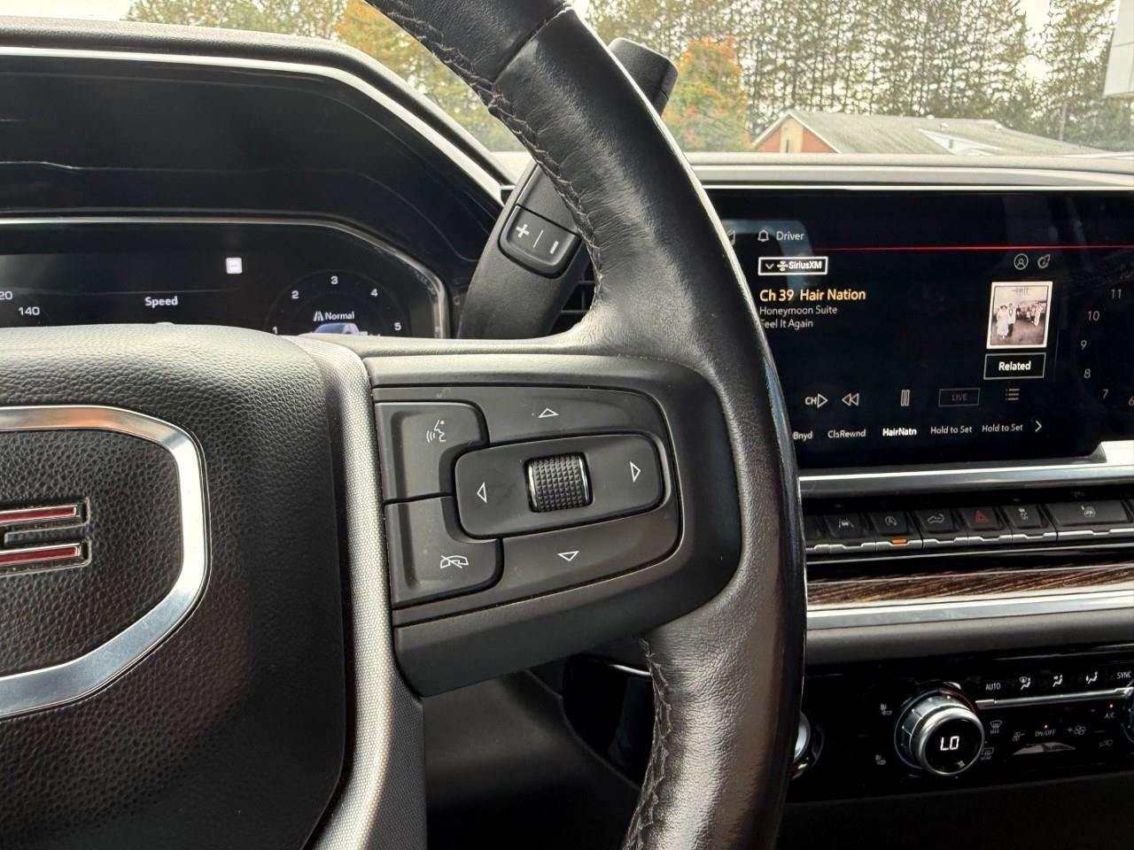2022 GMC Sierra 1500 BRAY ORIGINAL. RUNNING BOARDS. BEDLINER. ALL WEATHER MATS. KODIAK EDITION. Photo